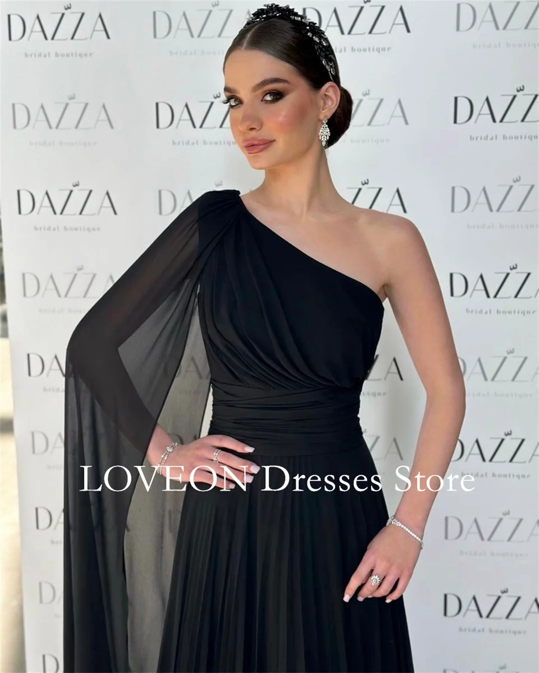 GIOIO One-Shoulder Evening Dresses Sleeveless Formal Chiffon Ruched Black Vintage Pleats Elegant Prom Gowns Party Women
GIOIO One-Shoulder Evening Dresses Sleeveless Formal Chiffon Ruched Black Vintage Pleats Elegant Prom Gowns Party Women