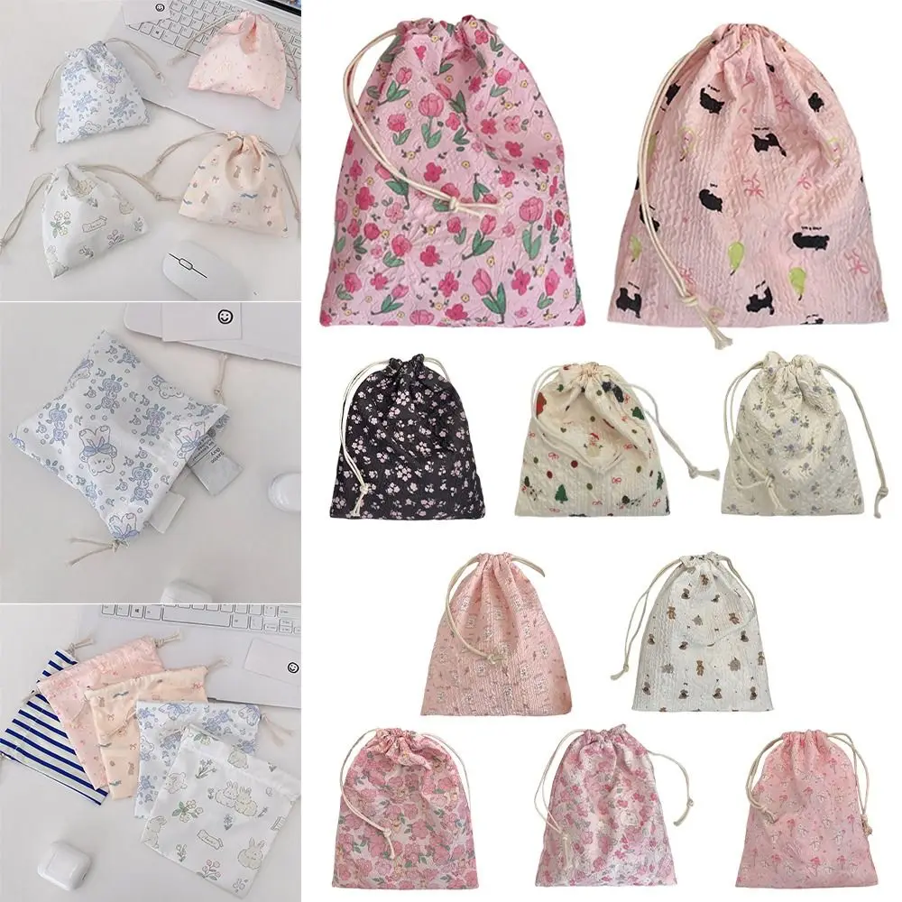 Cartoon DIY Gift Bag Large Capacity Multifunction Drawstring Pocket Fabric Anti Dust Storage Bag Makeup
Cartoon DIY Gift Bag Large Capacity Multifunction Drawstring Pocket Fabric Anti Dust Storage Bag Makeup