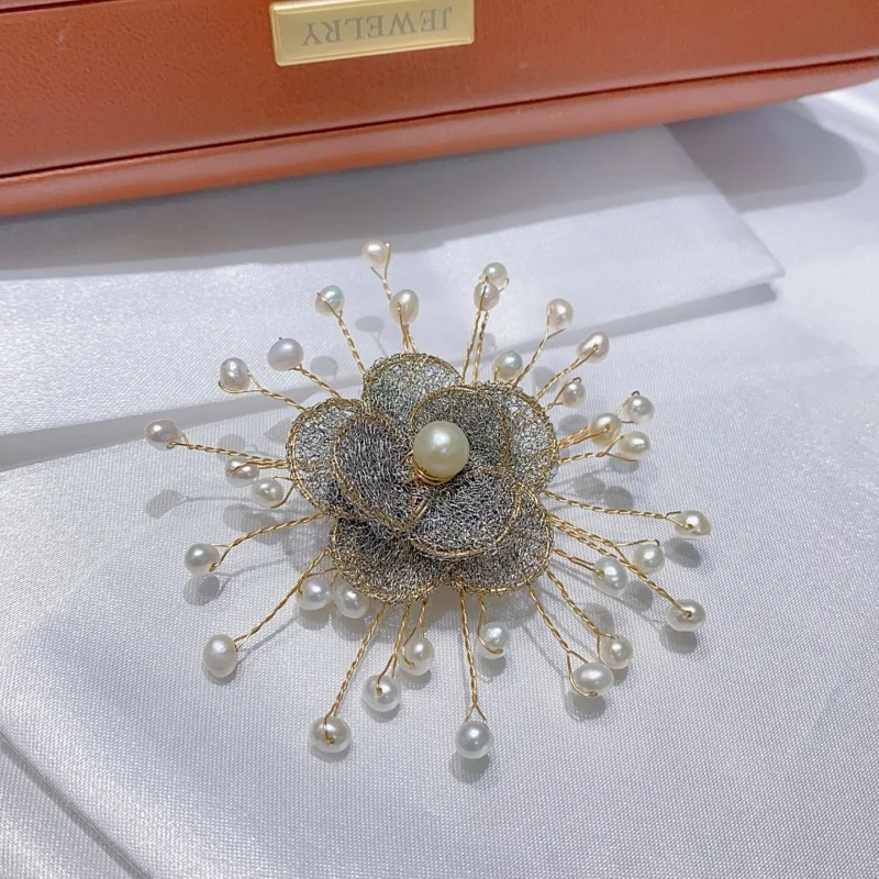 SGARlT Women'S White Natural Pear Brooch Jewelry 14K Gold Filled Chest Flower Accessories Suitable For Date Party Festival Gifts
SGARlT Women'S White Natural Pear Brooch Jewelry 14K Gold Filled Chest Flower Accessories Suitable For Date Party Festival Gifts