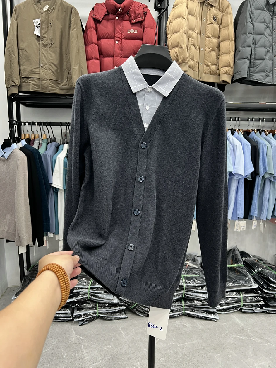 Faionable Casual Youth Sweater Fake Two-Piece irt Collar Knitted Autumn Wear Comfortable Soft Polyester Blend Long Sve
Faionable Casual Youth Sweater Fake Two-Piece irt Collar Knitted Autumn Wear Comfortable Soft Polyester Blend Long Sve