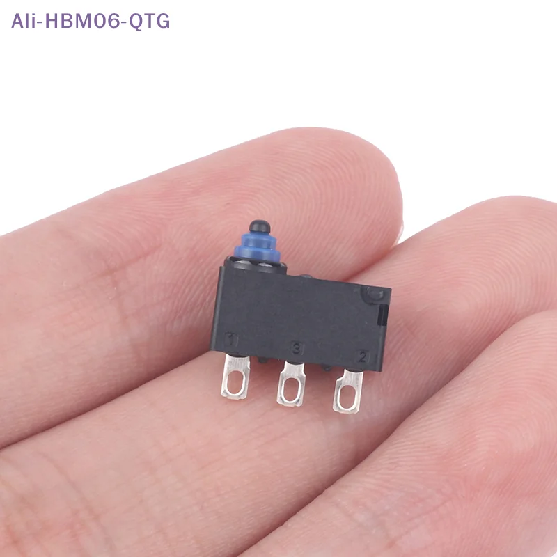 New 1Pc Micro Switch D2HW-ER201H Waterproof Car Door Lock Micro Switch Seal Waterproof Dust Button Micro Switch
New 1Pc Micro Switch D2HW-ER201H Waterproof Car Door Lock Micro Switch Seal Waterproof Dust Button Micro Switch