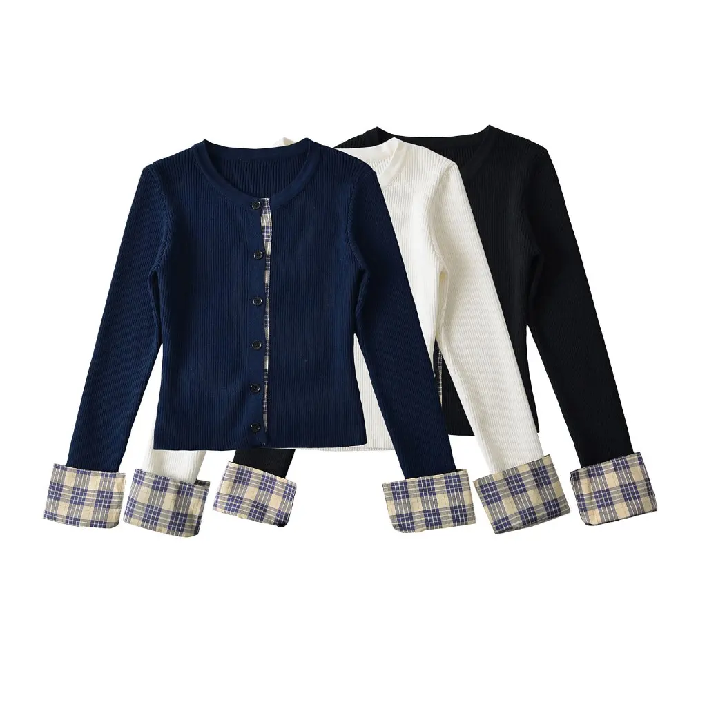 Women's Color Matching Fake Two-Piece Knitted Cardigan Sweater Long-Sleeved Slim-Fit Korean Style Top for Autumn Winter
Women's Color Matching Fake Two-Piece Knitted Cardigan Sweater Long-Sleeved Slim-Fit Korean Style Top for Autumn Winter