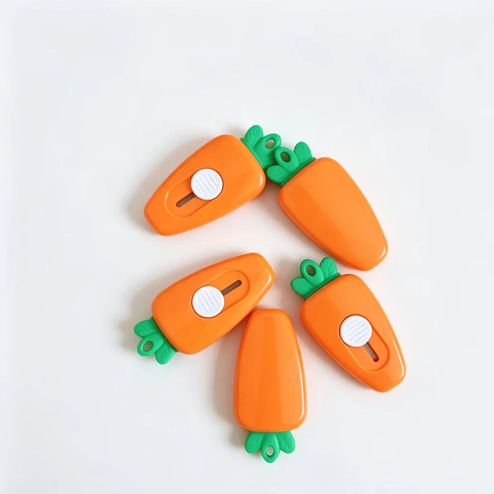 5Pcs carrot shape portable cutter, office unpacking device, safe hand tools, creative stationery
5Pcs carrot shape portable cutter, office unpacking device, safe hand tools, creative stationery