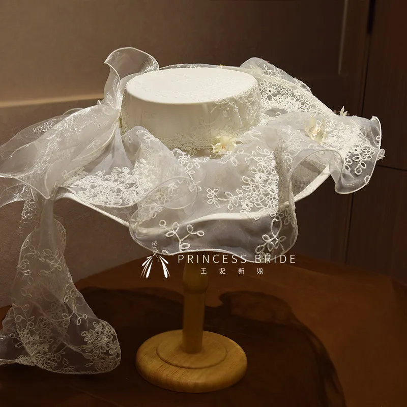 Brand Wide Brim Lace Wedding Hat Fairy Church Royal Party French Style Fedora Cap Headwear Photo Shoot Lace Bow Fascinator Hat
Brand Wide Brim Lace Wedding Hat Fairy Church Royal Party French Style Fedora Cap Headwear Photo Shoot Lace Bow Fascinator Hat