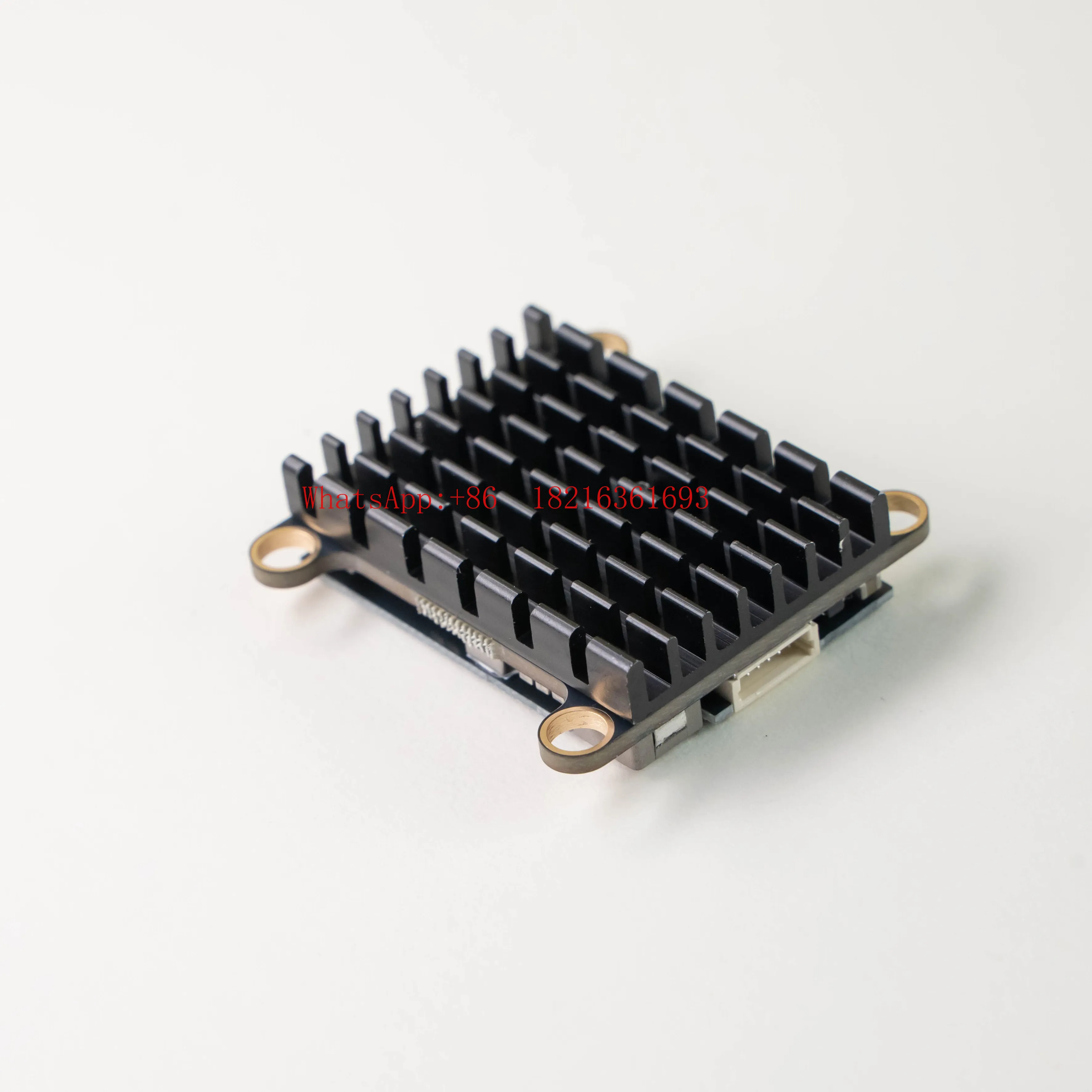Аксессуары для высокомощной аналоговой передачи изображения Beacon 5.8G 2W Cross Machine
Аксессуары для высокомощной аналоговой передачи изображения Beacon 5.8G 2W Cross Machine