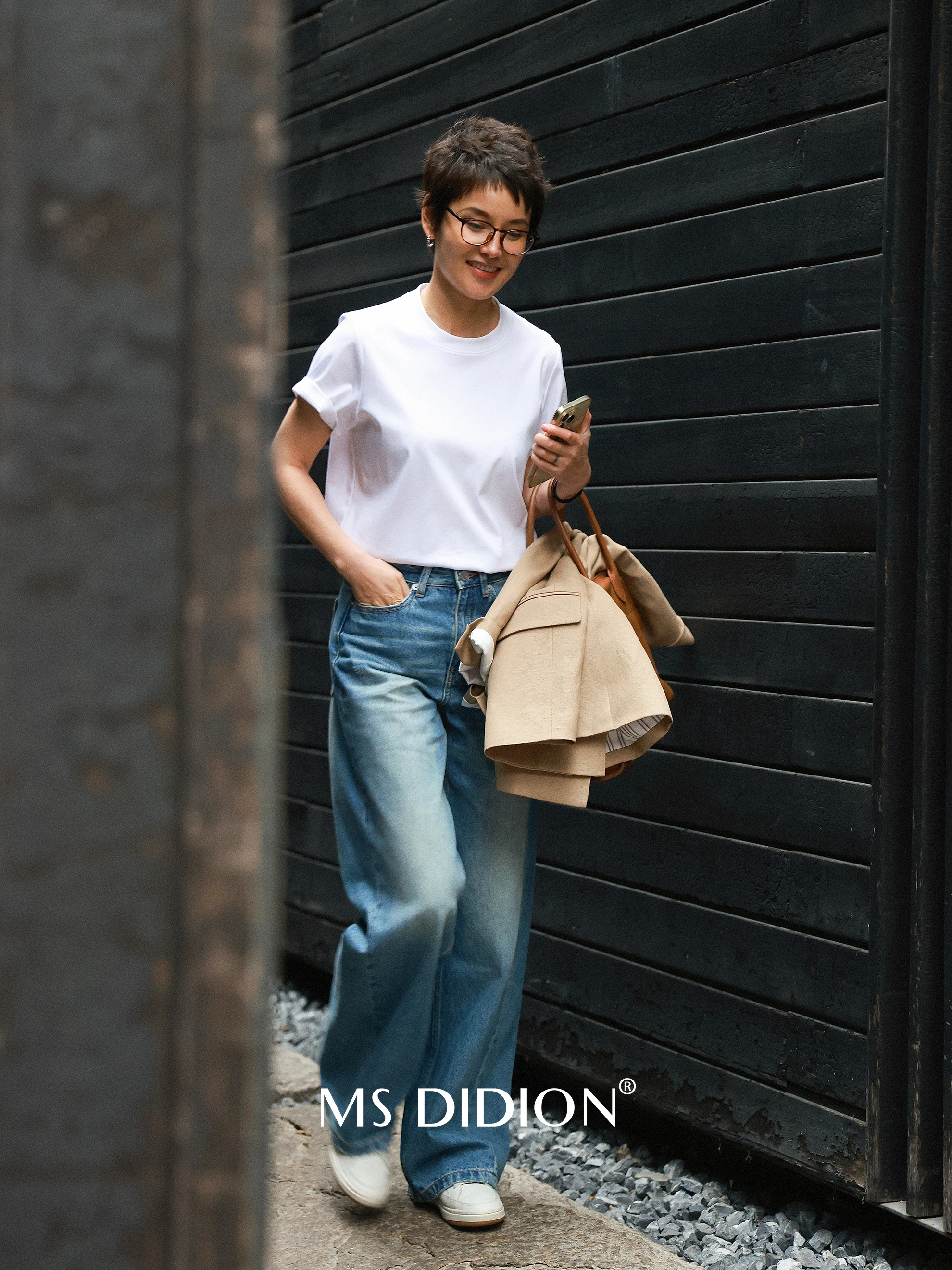 MsDidion High Waist Wide Leg Cotton Casual Loose Straight Leg Jeans Blue Tone Poetic Sle Ladies Faion Spring Collection
MsDidion High Waist Wide Leg Cotton Casual Loose Straight Leg Jeans Blue Tone Poetic Sle Ladies Faion Spring Collection