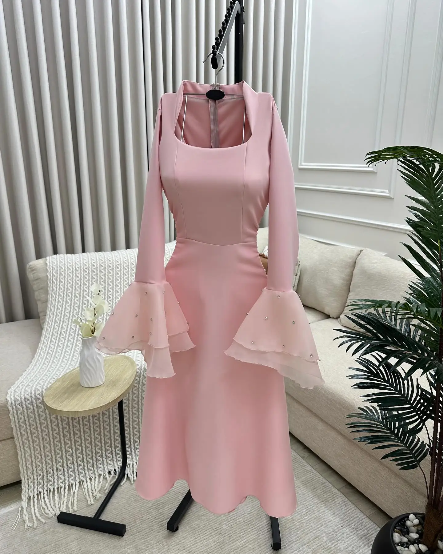 Customized Temperament Square Collar Long Sleeves Crystal Evening Dresses Graceful Pleats Vestido De Festa Vestido De
Customized Temperament Square Collar Long Sleeves Crystal Evening Dresses Graceful Pleats Vestido De Festa Vestido De