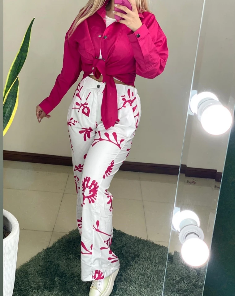 Women's Casual Suit 2024 Spring/summer Temperament Long Sleeved Lapel Shirt Printed High Waisted Pocket Vacation Beach Set
Women's Casual Suit 2024 Spring/summer Temperament Long Sleeved Lapel Shirt Printed High Waisted Pocket Vacation Beach Set