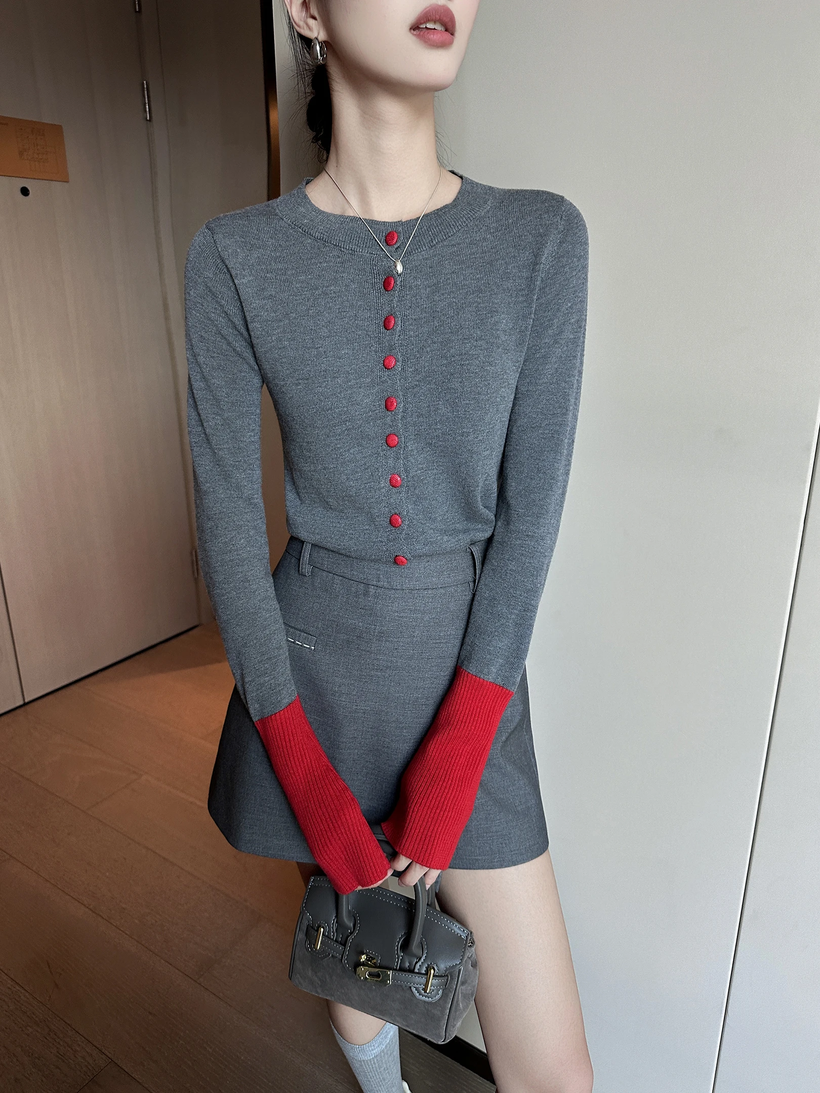 Облегающий цветной блуз, вязаный круглый открытый кардиган, женский модный универсальный осенне-зимний повседневный длинный топ све
Облегающий цветной блуз, вязаный круглый открытый кардиган, женский модный универсальный осенне-зимний повседневный длинный топ све