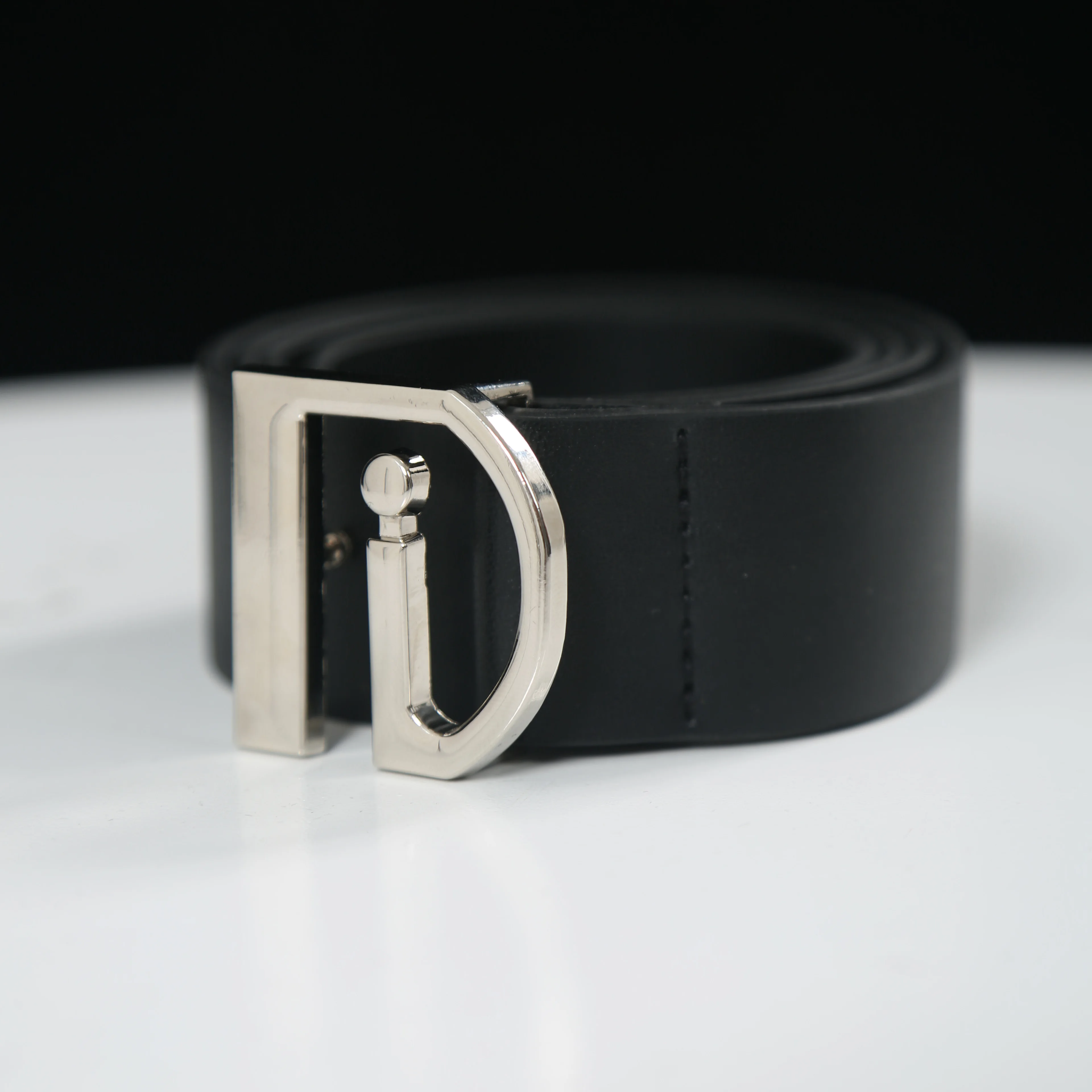 2025 Men's Ballroom Latin Dance Belt High-grade Simple Belt
2025 Men's Ballroom Latin Dance Belt High-grade Simple Belt