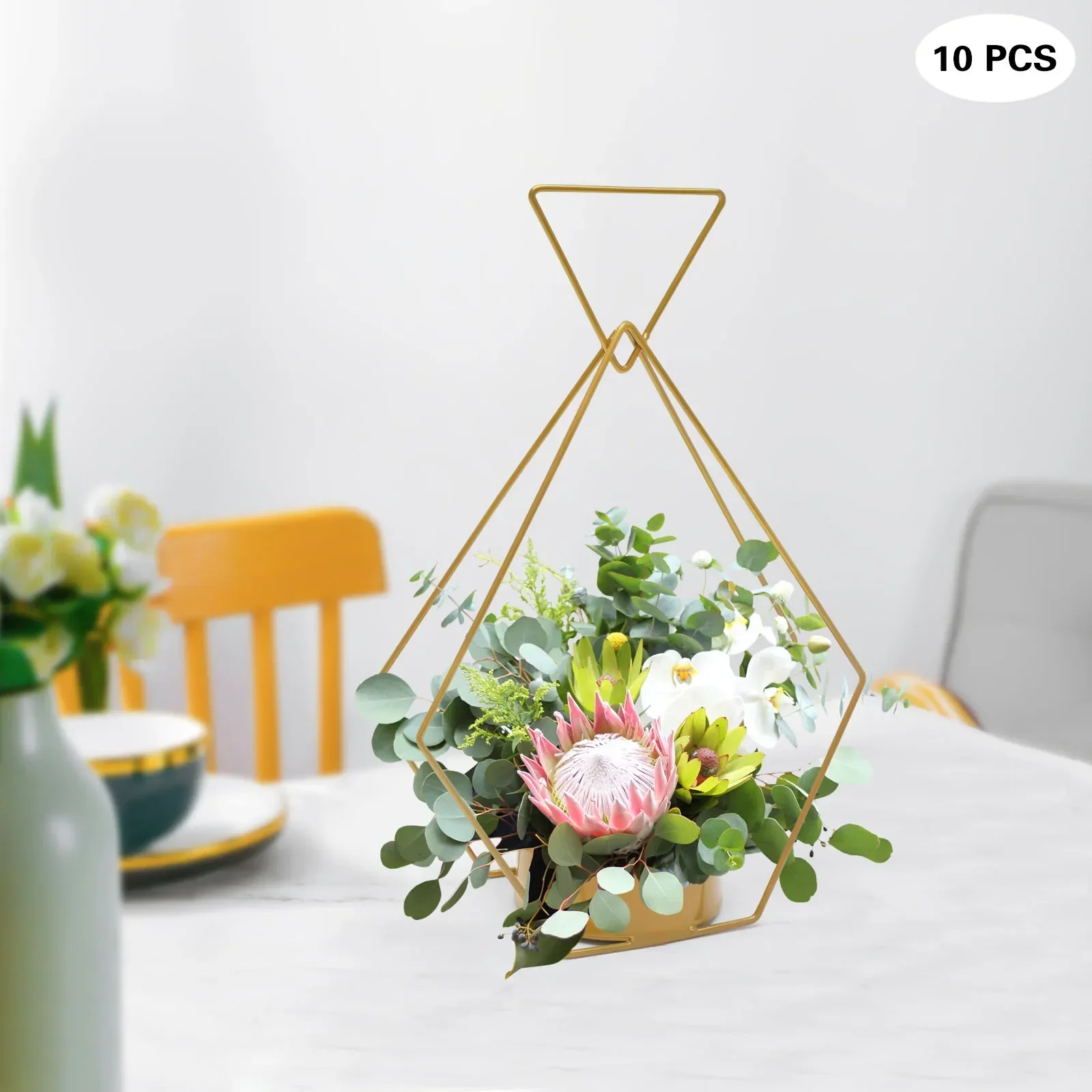 NEW 10 Gold Vase Centerpieces, Geometric Trumpet-Shaped Metal Flower Stands, Elegant Wedding Table Decorations for Parties
NEW 10 Gold Vase Centerpieces, Geometric Trumpet-Shaped Metal Flower Stands, Elegant Wedding Table Decorations for Parties