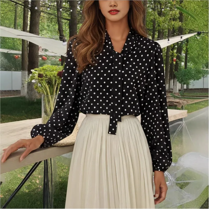 Модная женская блузка с принтом в горошек, лето 2026, свободная, с длинным рукавом, бантом и шнуровкой, повседневный топ для женщин
Модная женская блузка с принтом в горошек, лето 2026, свободная, с длинным рукавом, бантом и шнуровкой, повседневный топ для женщин