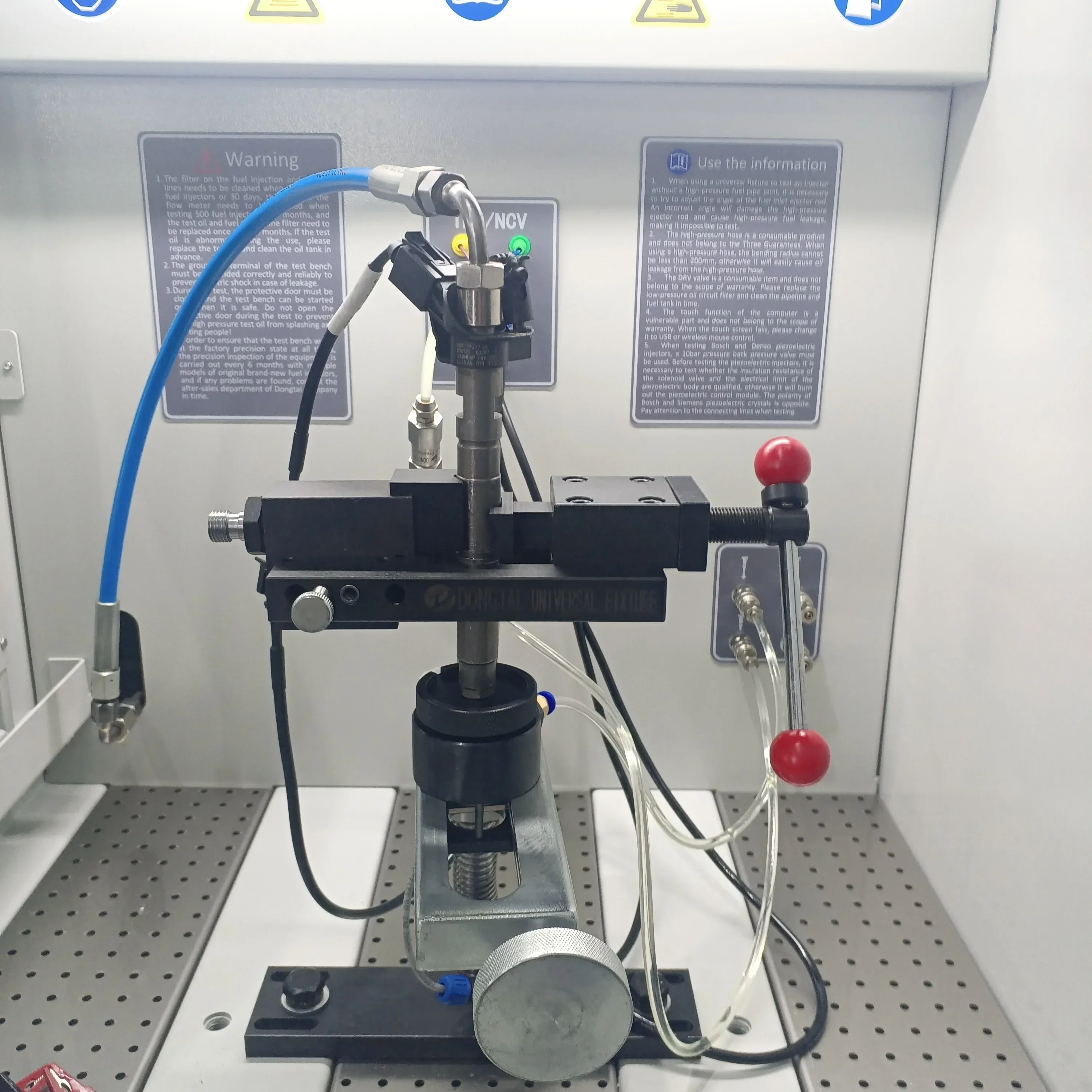 CR718 Common Rail Injector Test Bench High Precision Diesel Injector Testing Equipment
CR718 Common Rail Injector Test Bench High Precision Diesel Injector Testing Equipment