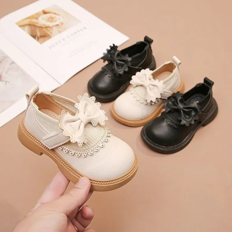 Children Lovely Soft Soled Princess Leather Shoes Fashion Versatile Outdoor Sneakers Elegant Girls Party Dresses Leather Shoes
Children Lovely Soft Soled Princess Leather Shoes Fashion Versatile Outdoor Sneakers Elegant Girls Party Dresses Leather Shoes