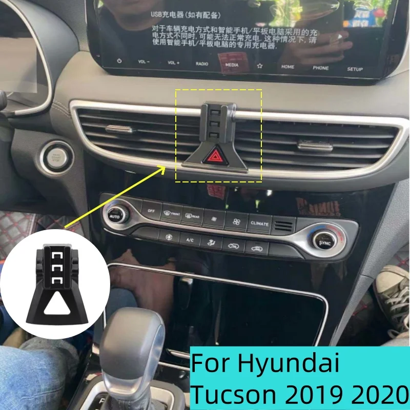 Car Phone Holder Special Fixed Bracket Base For Hyundai Tucson 2019 2020 MagSafe Base 15W Wireless Charging Phone Stand Magnetic
Car Phone Holder Special Fixed Bracket Base For Hyundai Tucson 2019 2020 MagSafe Base 15W Wireless Charging Phone Stand Magnetic
