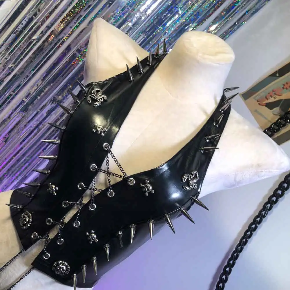 Hand Made 90s Eco DIY Goth Harajuku Skull Studded Rivet Gothic Tank E-Girls Emo Vintage Y2K TOPS Kawaii Grunge Punk Rock
Hand Made 90s Eco DIY Goth Harajuku Skull Studded Rivet Gothic Tank E-Girls Emo Vintage Y2K TOPS Kawaii Grunge Punk Rock