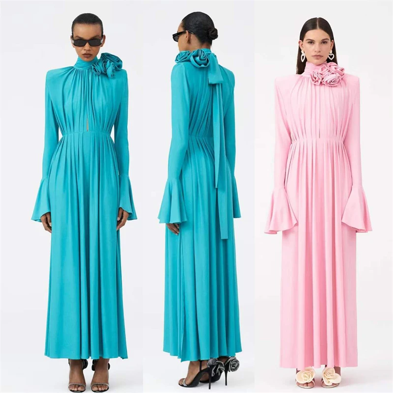 2024 Spring New Folded Crepe 3D Rose Hanging Neck Dress High Neck Split Sexy Elegant Long Sleeves Solid Color Dress Women's
2024 Spring New Folded Crepe 3D Rose Hanging Neck Dress High Neck Split Sexy Elegant Long Sleeves Solid Color Dress Women's