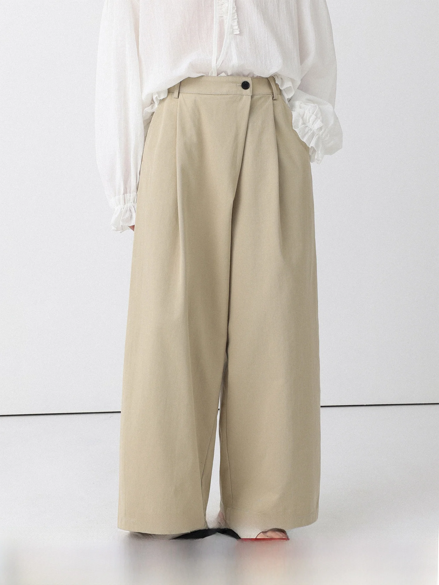 LowCalorie Irregular Hem Wide Leg Casual Pants Spring New Style High Waist Button Closure Cotton Blend Ladies Fashion
LowCalorie Irregular Hem Wide Leg Casual Pants Spring New Style High Waist Button Closure Cotton Blend Ladies Fashion