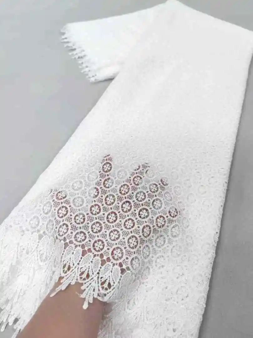 White Guipure Cord Lace Fabric 2025 Latest High Quality African Water Souble Lace Fabric for Women Party Dresses Sewing
White Guipure Cord Lace Fabric 2025 Latest High Quality African Water Souble Lace Fabric for Women Party Dresses Sewing