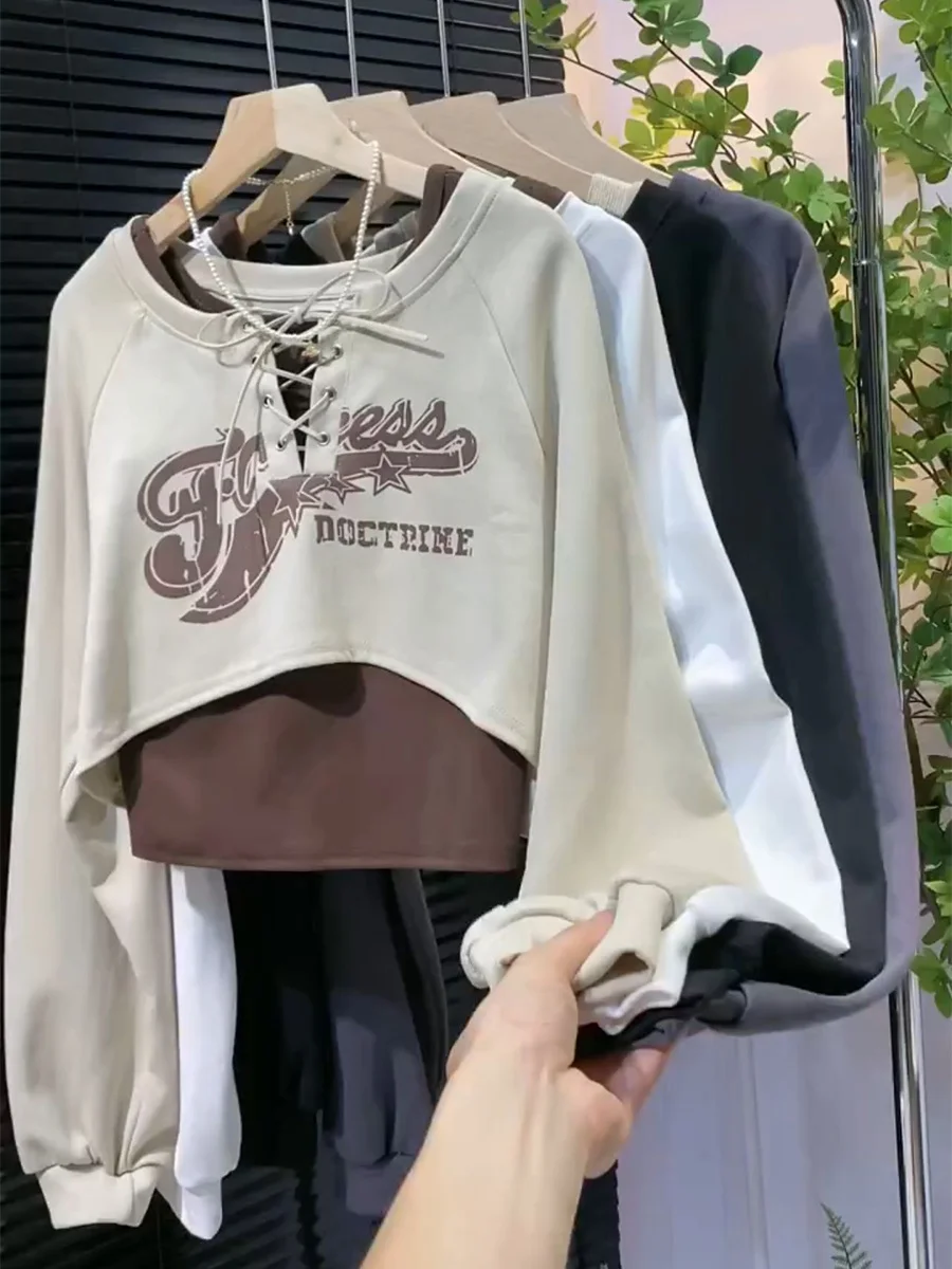 Retro American Short Sweatshirt Women Early Autumn Vintage Loose Long Sleeve Top Strap Two-Piece Set Comfortable Breathable
Retro American Short Sweatshirt Women Early Autumn Vintage Loose Long Sleeve Top Strap Two-Piece Set Comfortable Breathable
