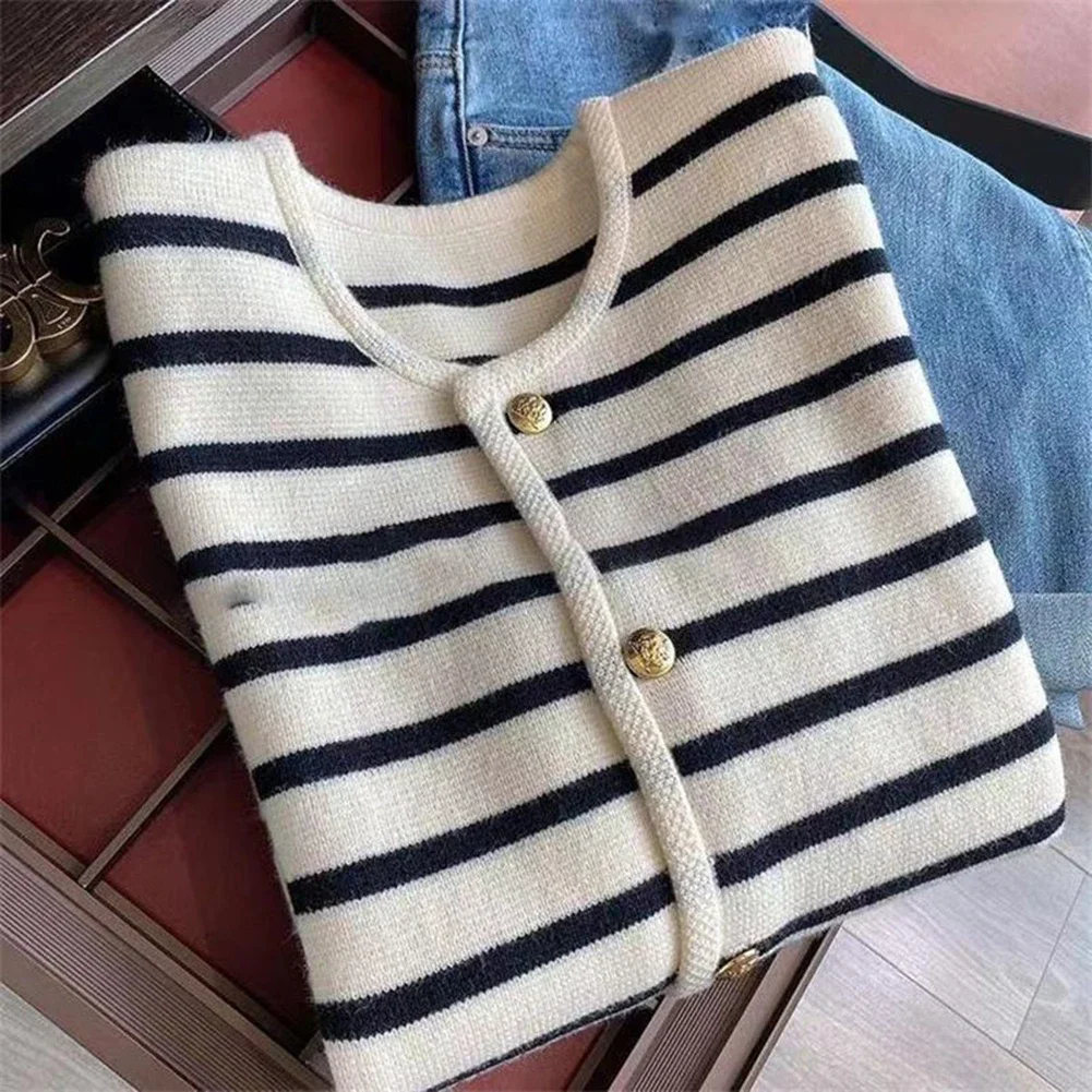 Fashion Sweater Casual Long Sleeve Daily Casual Striped Pattern Brand New Condition Long Sleeve Style For Daily Wear
Fashion Sweater Casual Long Sleeve Daily Casual Striped Pattern Brand New Condition Long Sleeve Style For Daily Wear