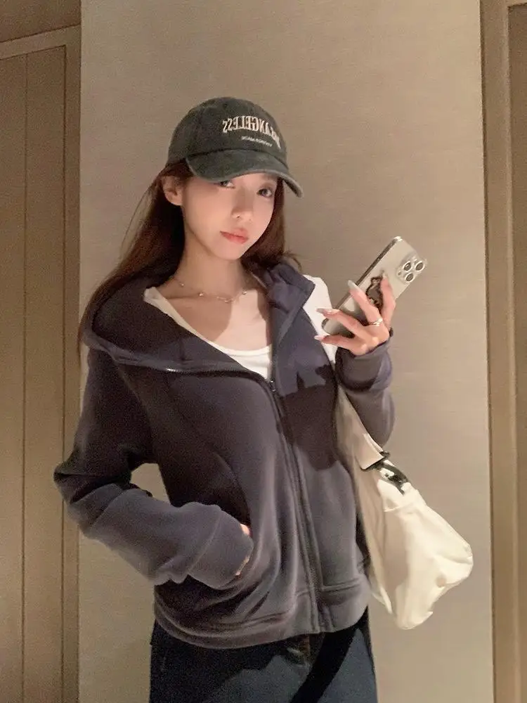 Флисовая толстовка со шляпой, женский топ в стиле гранж Y2K, осенняя спортивная одежда, красивая спортивная одежда с эластичной резинкой на талии для отдыха, простая верхняя одежда для девочек
Флисовая толстовка со шляпой, женский топ в стиле гранж Y2K, осенняя спортивная одежда, красивая спортивная одежда с эластичной резинкой на талии для отдыха, простая верхняя одежда для девочек