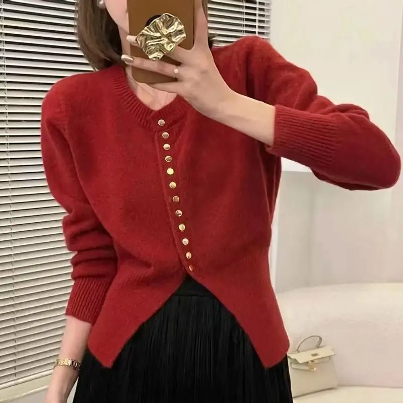 2023 Spring New Vintage Slim Waist Design Sense Fashion Knitwear Women's Short Sweater Top
2023 Spring New Vintage Slim Waist Design Sense Fashion Knitwear Women's Short Sweater Top