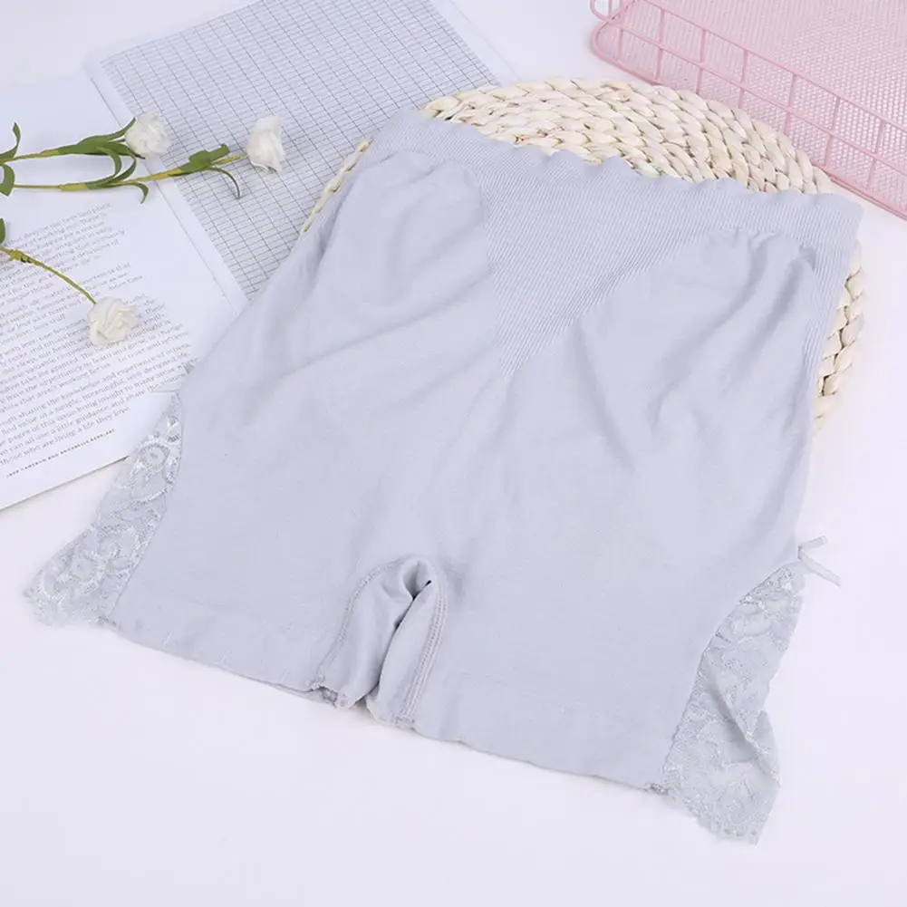 High Waist Shorts High Waist Safety Shorts Slim Fit Pants Breathable Stretchy Hip Lift Bottoms with Lace Detail for Women
High Waist Shorts High Waist Safety Shorts Slim Fit Pants Breathable Stretchy Hip Lift Bottoms with Lace Detail for Women