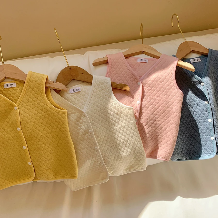 Spring Autumn Baby and Girls Boys Cotton Plain 2-layer Embossing Waistcoat School Kids Vest Jacket Children Outfit Tops 1-10 Yr
Spring Autumn Baby and Girls Boys Cotton Plain 2-layer Embossing Waistcoat School Kids Vest Jacket Children Outfit Tops 1-10 Yr