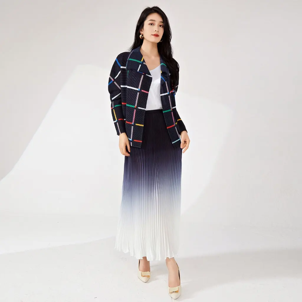 Women's plus Size Cardigan Top Miyake Japan Style Spring Autumn Plaid Lapel Loose Fit All-match Countertop Jacket
Women's plus Size Cardigan Top Miyake Japan Style Spring Autumn Plaid Lapel Loose Fit All-match Countertop Jacket