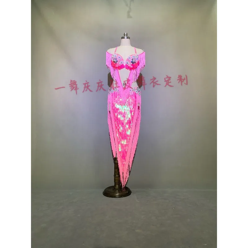 Customized Belly Dance Costumes Fusion Wind Encouragement Shaabi Group Performance Competition Dress Oriental Dance Costume
Customized Belly Dance Costumes Fusion Wind Encouragement Shaabi Group Performance Competition Dress Oriental Dance Costume