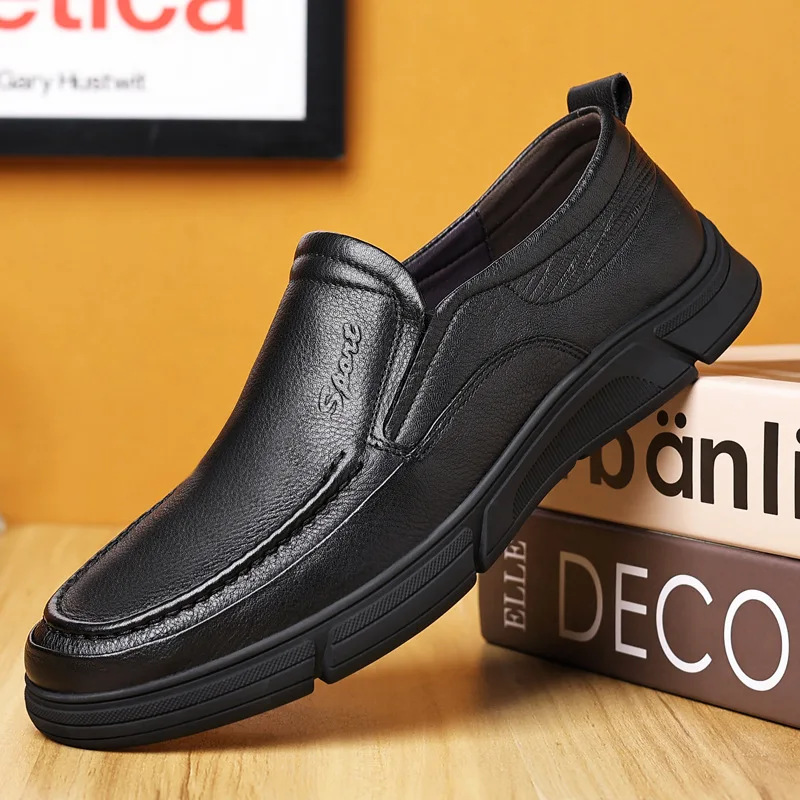 Men Leather Shoes Leather Soft Sole Versatile Anti-skid Breathable Business Casual Shoes Cowhide Leather Shoes Male Dress Shoes
Men Leather Shoes Leather Soft Sole Versatile Anti-skid Breathable Business Casual Shoes Cowhide Leather Shoes Male Dress Shoes