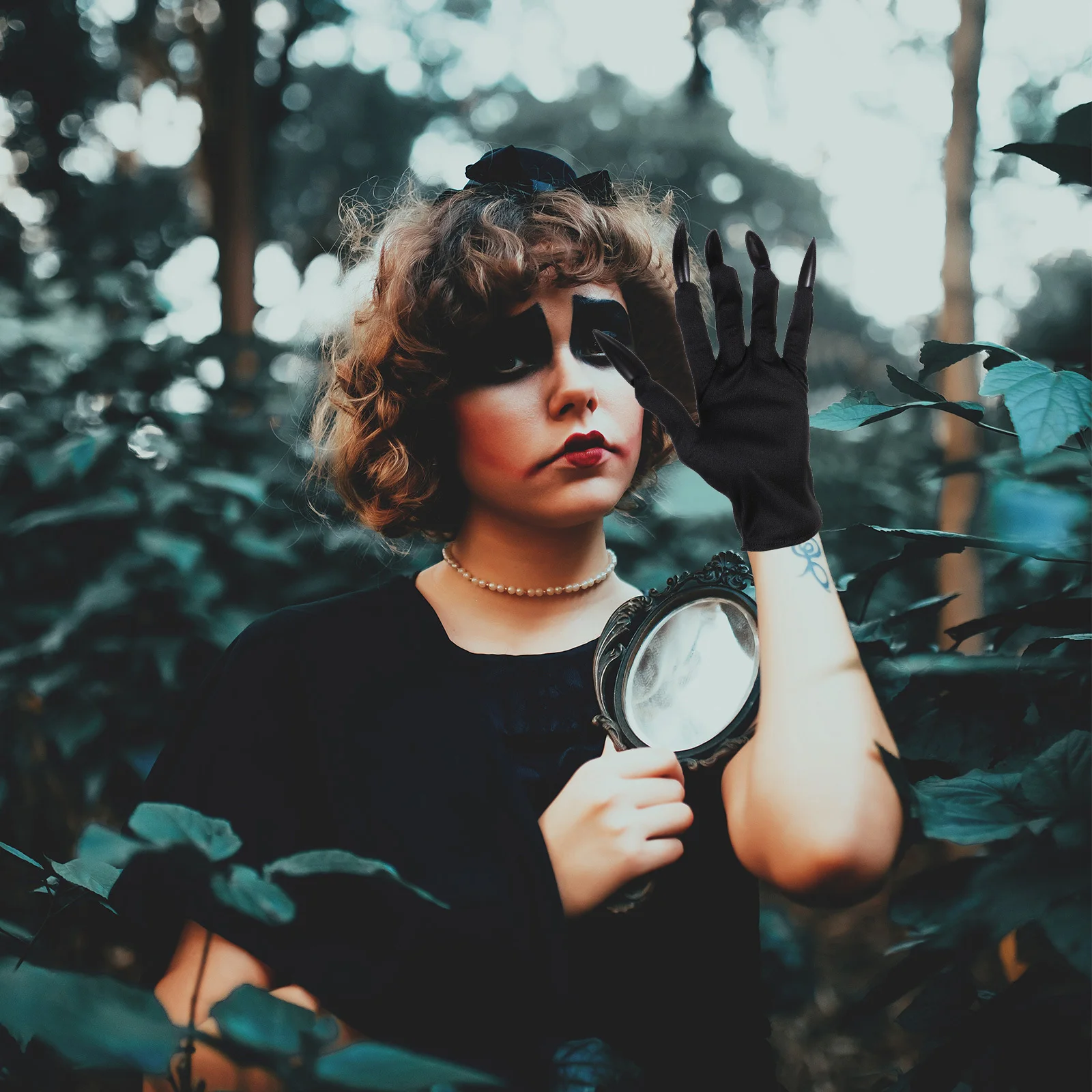 2pcs Halloween Costume Scary Long Full Finger Cosplay Prop Ghost Nail Gloves For Party Fingernails Gloves Nail Art Tools
2pcs Halloween Costume Scary Long Full Finger Cosplay Prop Ghost Nail Gloves For Party Fingernails Gloves Nail Art Tools