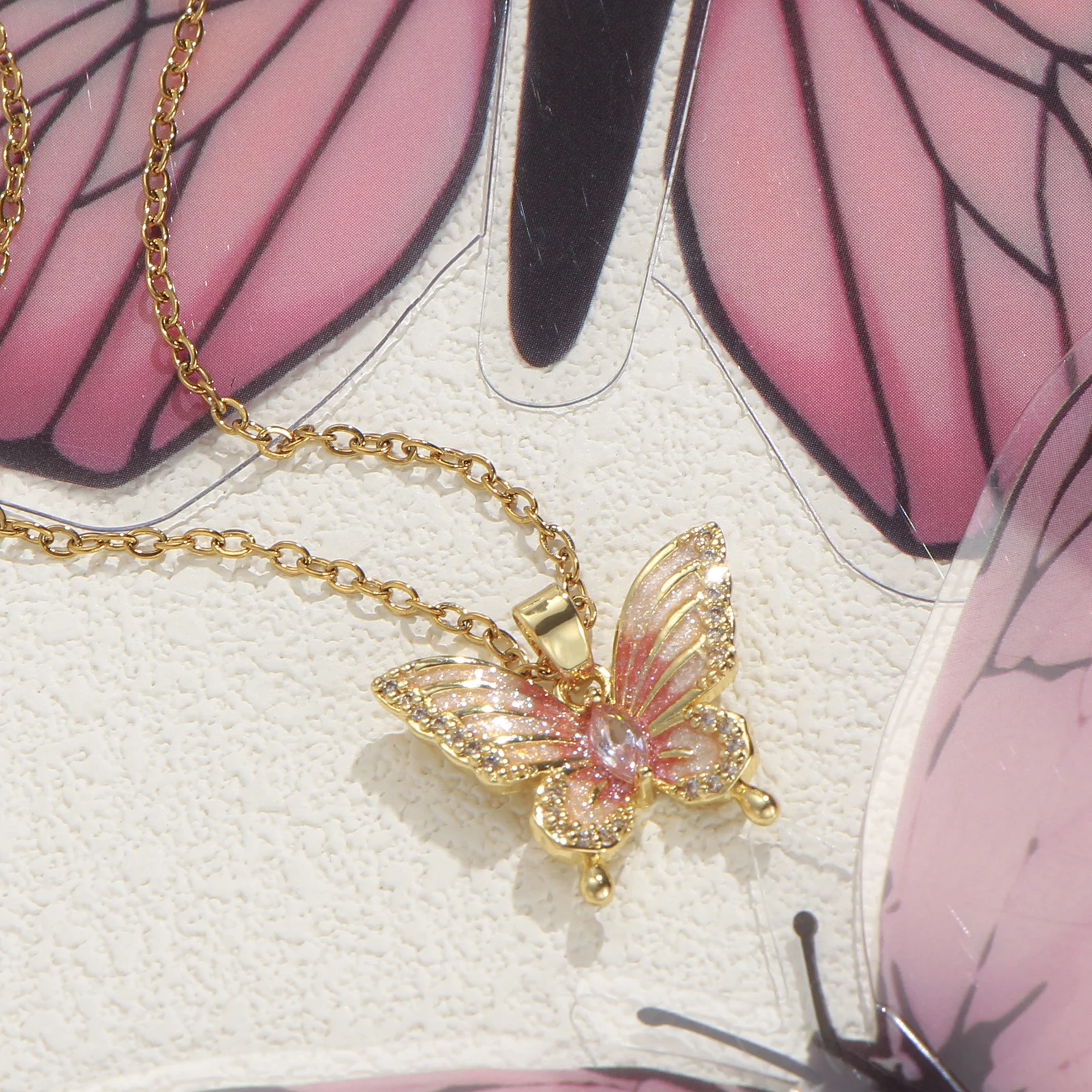 Golden Gradient Enamel Mariposa Pendant Necklace Inlaid Cubic Zirconia Dainty Jewelry Gift For Women
Golden Gradient Enamel Mariposa Pendant Necklace Inlaid Cubic Zirconia Dainty Jewelry Gift For Women