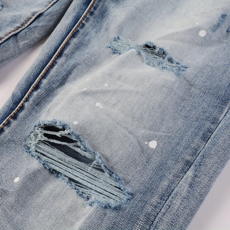 Fashionable new men's jeans spray painted perforated patch washed nostalgic elastic slim fit retro light blue jeans Y2K 
Fashionable new men's jeans spray painted perforated patch washed nostalgic elastic slim fit retro light blue jeans Y2K