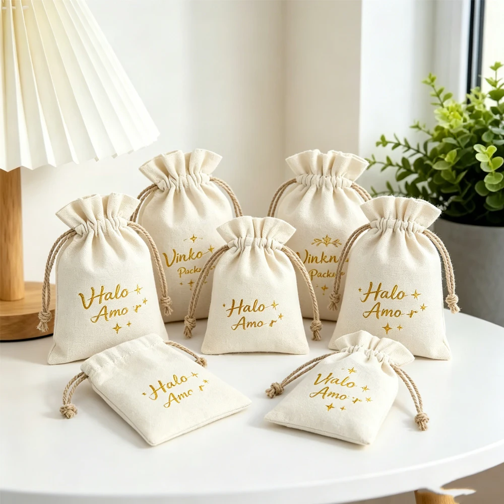 50Pcs/Lot Custom Logo Beige Cotton Jewelry Dust Pouch Drawstring Linen Gift Earrings Rings Cosmetic Watch Packing Shopping Bag
50Pcs/Lot Custom Logo Beige Cotton Jewelry Dust Pouch Drawstring Linen Gift Earrings Rings Cosmetic Watch Packing Shopping Bag