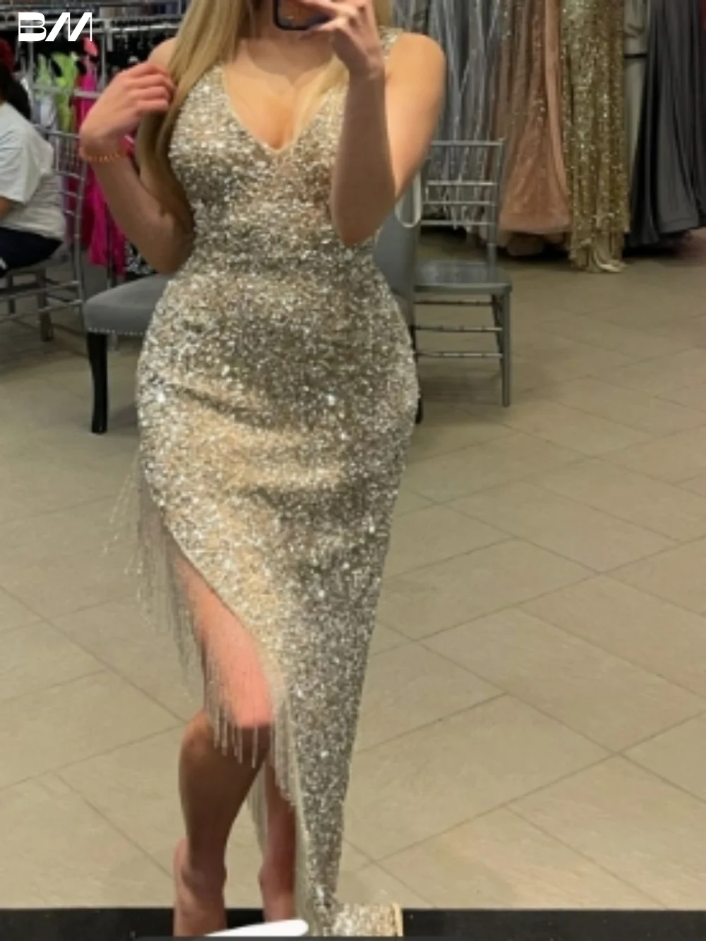 Illusion Deep V-neck Evening Dresses Sparkly Mermaid Bridal Gown Modern Floor-length Bride Dresses Vestidos De Novia
Illusion Deep V-neck Evening Dresses Sparkly Mermaid Bridal Gown Modern Floor-length Bride Dresses Vestidos De Novia