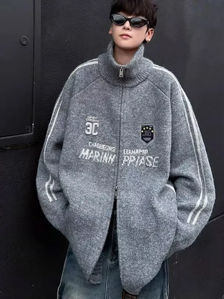 Retro American Knitted Sweater Coat Men's Winter Lazy Sle High Street Outerwear Thiened Double Zipper Knitwear Casual Jaet
Retro American Knitted Sweater Coat Men's Winter Lazy Sle High Street Outerwear Thiened Double Zipper Knitwear Casual Jaet