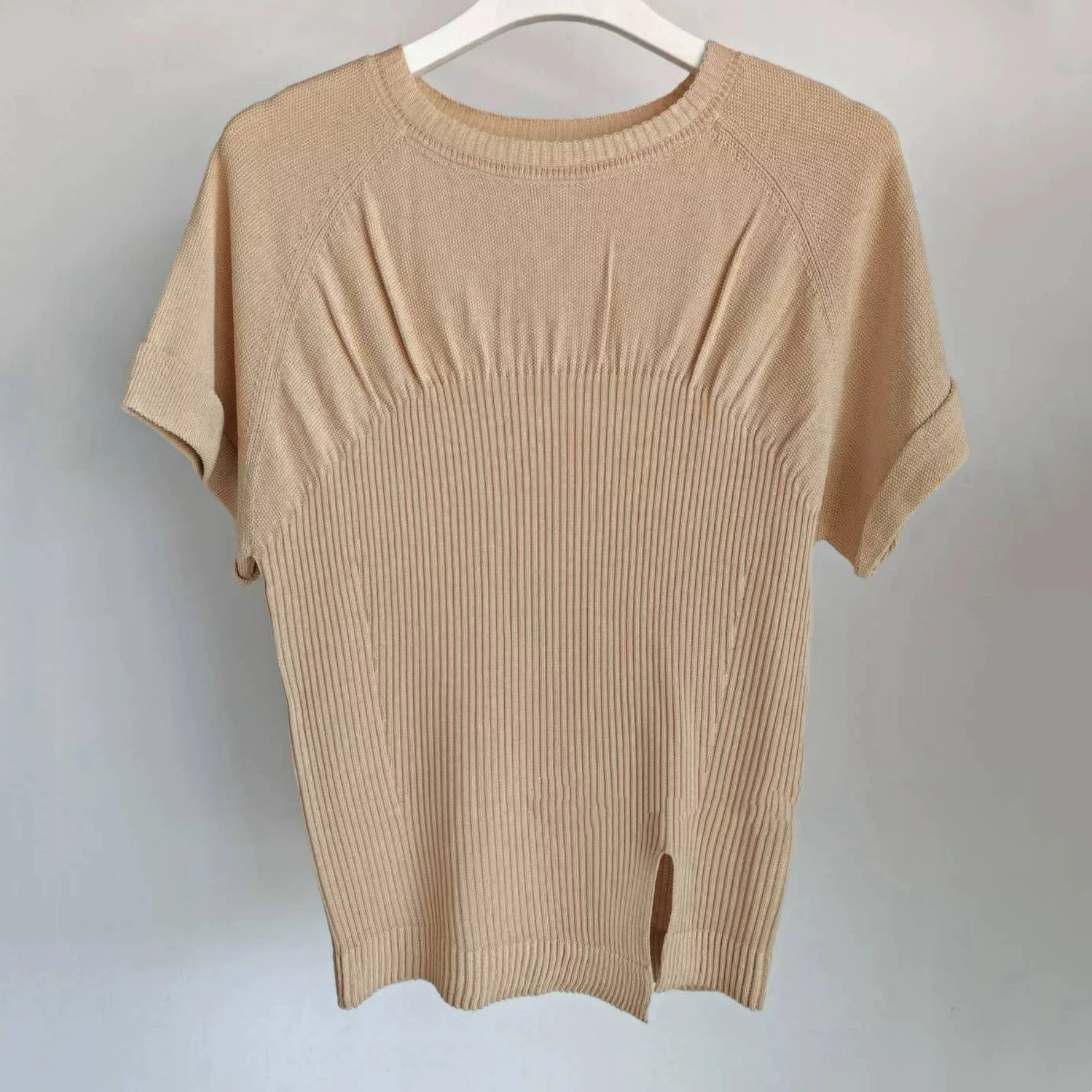 Slim Fit ort Sve Knitted Top round Ne oulder Bared Design Korean Sle Commute Faion Single E Spring 2025
Slim Fit ort Sve Knitted Top round Ne oulder Bared Design Korean Sle Commute Faion Single E Spring 2025