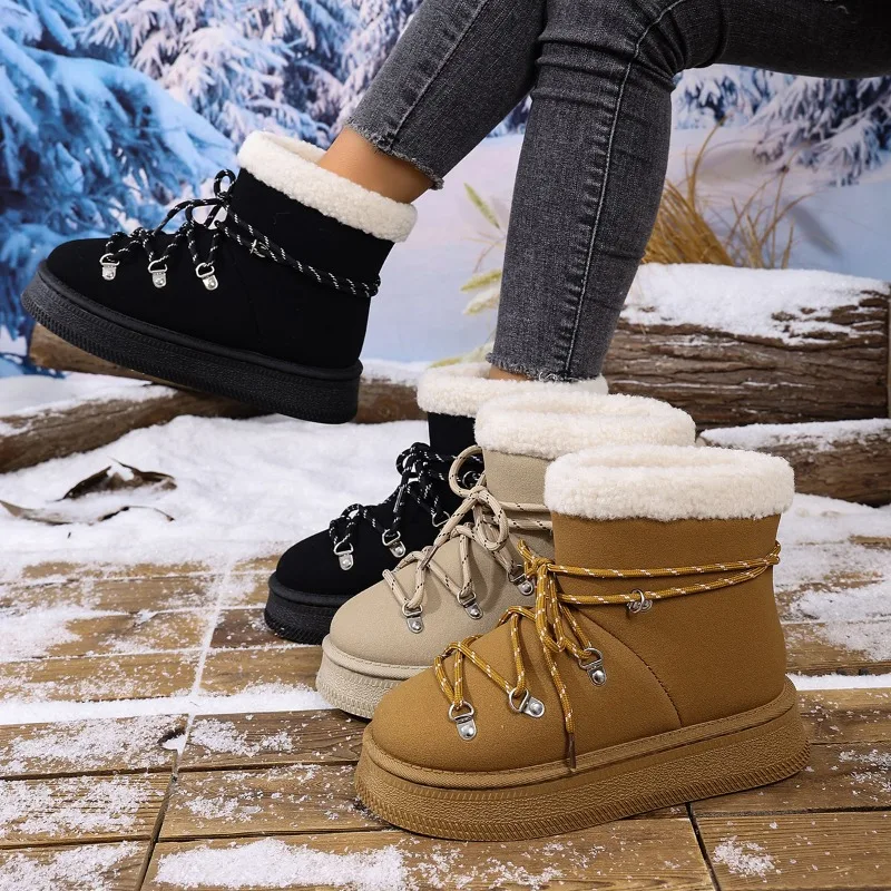 Flat-bottomed Comfortable Non-slip Short Boots in Autumn and Winter 2025, The New Thick Warm Thick-soled Cross-lace Snow Boots.
Flat-bottomed Comfortable Non-slip Short Boots in Autumn and Winter 2025, The New Thick Warm Thick-soled Cross-lace Snow Boots.