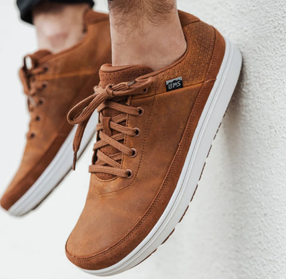Authentic Wide Toe Low Cut Casual Shoes Leather Lace-Up Comfortable Fashionable Men's Sneakers round Toe Rubber Outsole
Authentic Wide Toe Low Cut Casual Shoes Leather Lace-Up Comfortable Fashionable Men's Sneakers round Toe Rubber Outsole