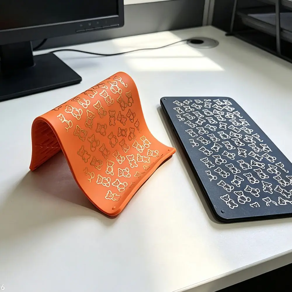 Gifts Flexible Foldable Silicone Phone Holder Non-Slip Portable Aluminum Phone Stand Adjustable Airplane Phone Holder
Gifts Flexible Foldable Silicone Phone Holder Non-Slip Portable Aluminum Phone Stand Adjustable Airplane Phone Holder