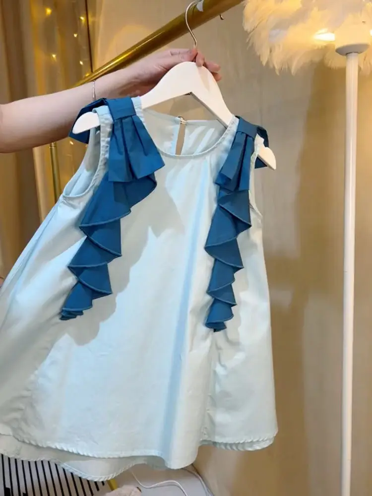 Elegant Blue Knot Lace Trim Sleeveless Shirt Women's Summer Fashionable Top Korean Style Commute Loose Fit Blouse
Elegant Blue Knot Lace Trim Sleeveless Shirt Women's Summer Fashionable Top Korean Style Commute Loose Fit Blouse