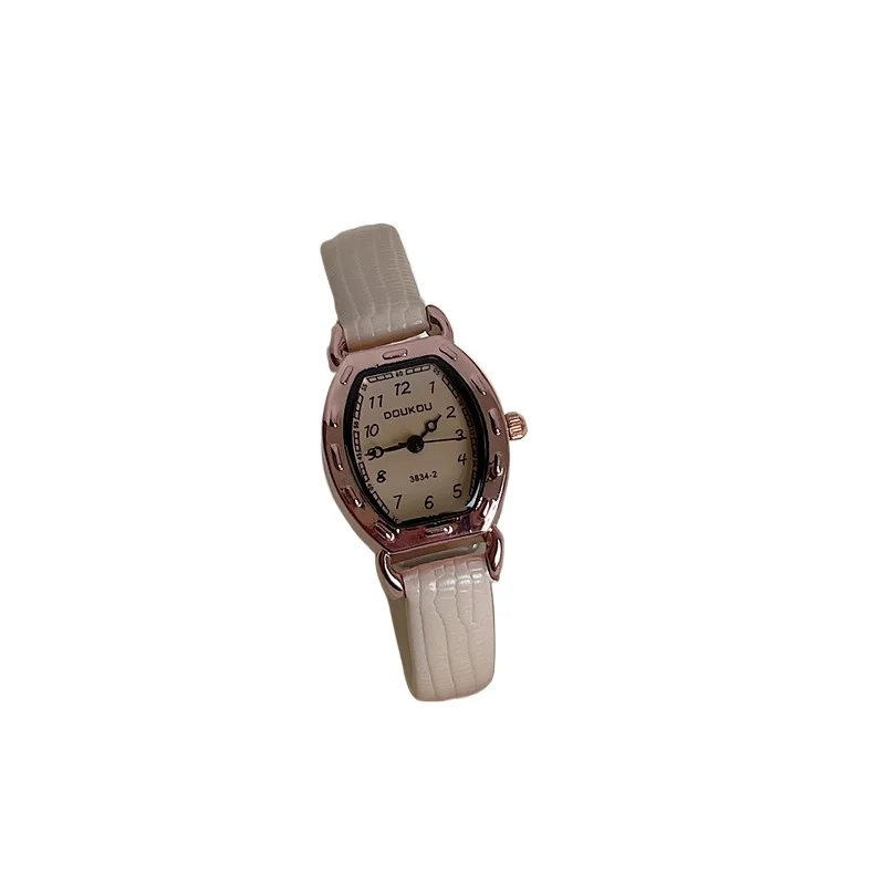 Women's watch, small strap, exquisite temperament, simple retro small dial, girl pointer watch
Women's watch, small strap, exquisite temperament, simple retro small dial, girl pointer watch