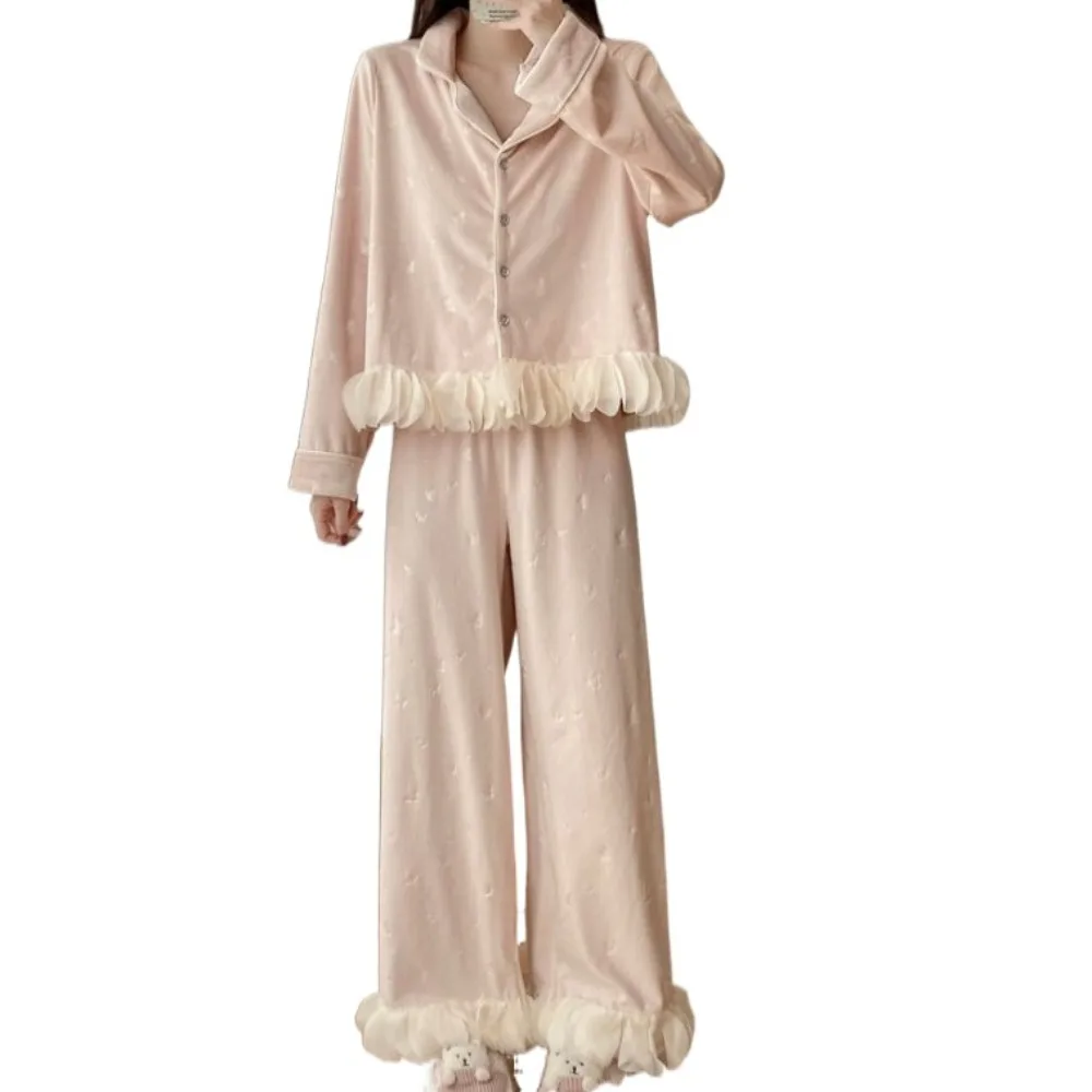 Fashion Long Sleeve Bow Pajamas Set Winter Sweet Velvet Pajamas Suit Home Wear Ruffle Warm Thicken Sleepwear Autumn Winter
Fashion Long Sleeve Bow Pajamas Set Winter Sweet Velvet Pajamas Suit Home Wear Ruffle Warm Thicken Sleepwear Autumn Winter