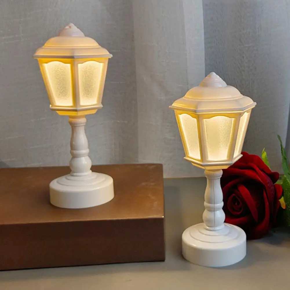 Ambient Retro Style Led Table Lamp with Soft Warm Glow for Home Decoration Battery Powered Night Light with Flicker Free
Ambient Retro Style Led Table Lamp with Soft Warm Glow for Home Decoration Battery Powered Night Light with Flicker Free