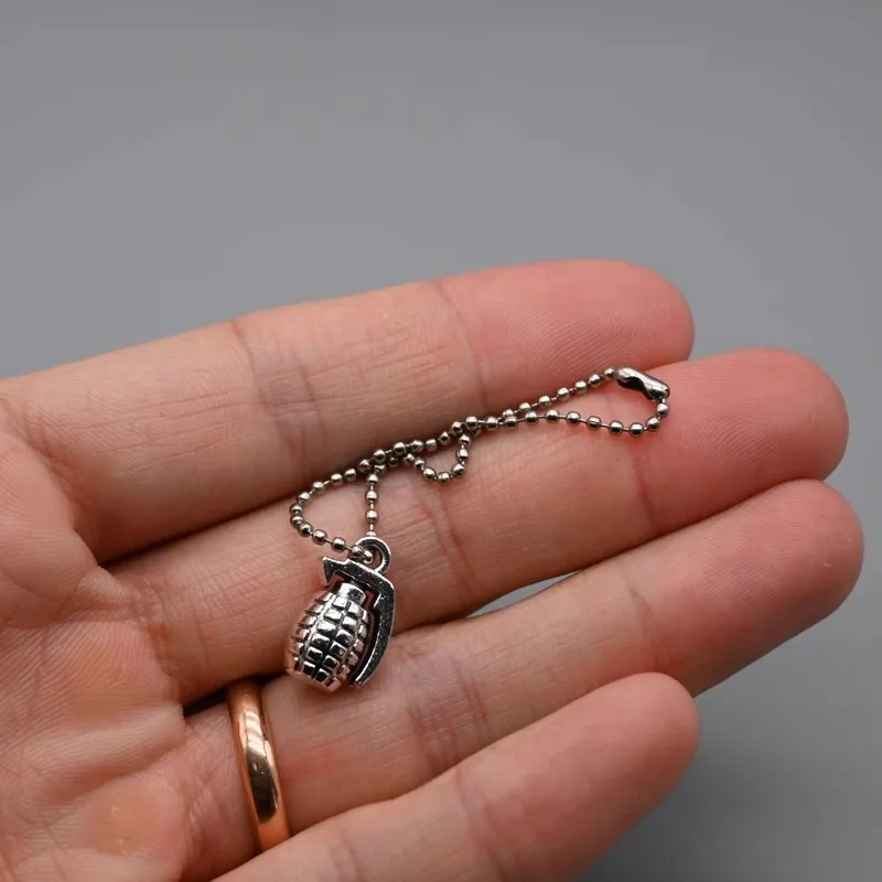 1/6 Scale Soldier Scene Accessories Trendy Pendant Necklace Model Toy Fit 12'' Action Figure Body In Stock Collection
1/6 Scale Soldier Scene Accessories Trendy Pendant Necklace Model Toy Fit 12'' Action Figure Body In Stock Collection