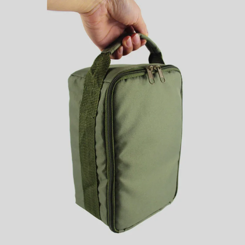 Lightweight polyester fishing line and fishing gear storage bag, zoned hand-held waterproof fishing bag
Lightweight polyester fishing line and fishing gear storage bag, zoned hand-held waterproof fishing bag