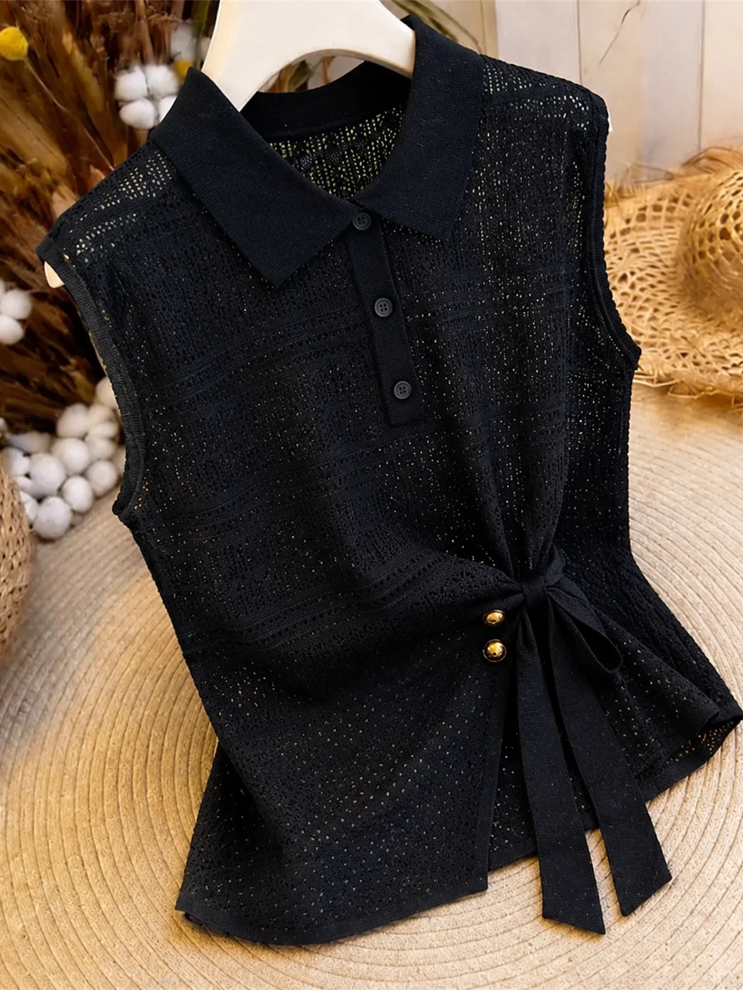 Korean Style Sleeveless Neck Knitted Vest Hollow out Belted Slimming Summer Top Fashionable Women's Regular Fit Knitwear
Korean Style Sleeveless Neck Knitted Vest Hollow out Belted Slimming Summer Top Fashionable Women's Regular Fit Knitwear