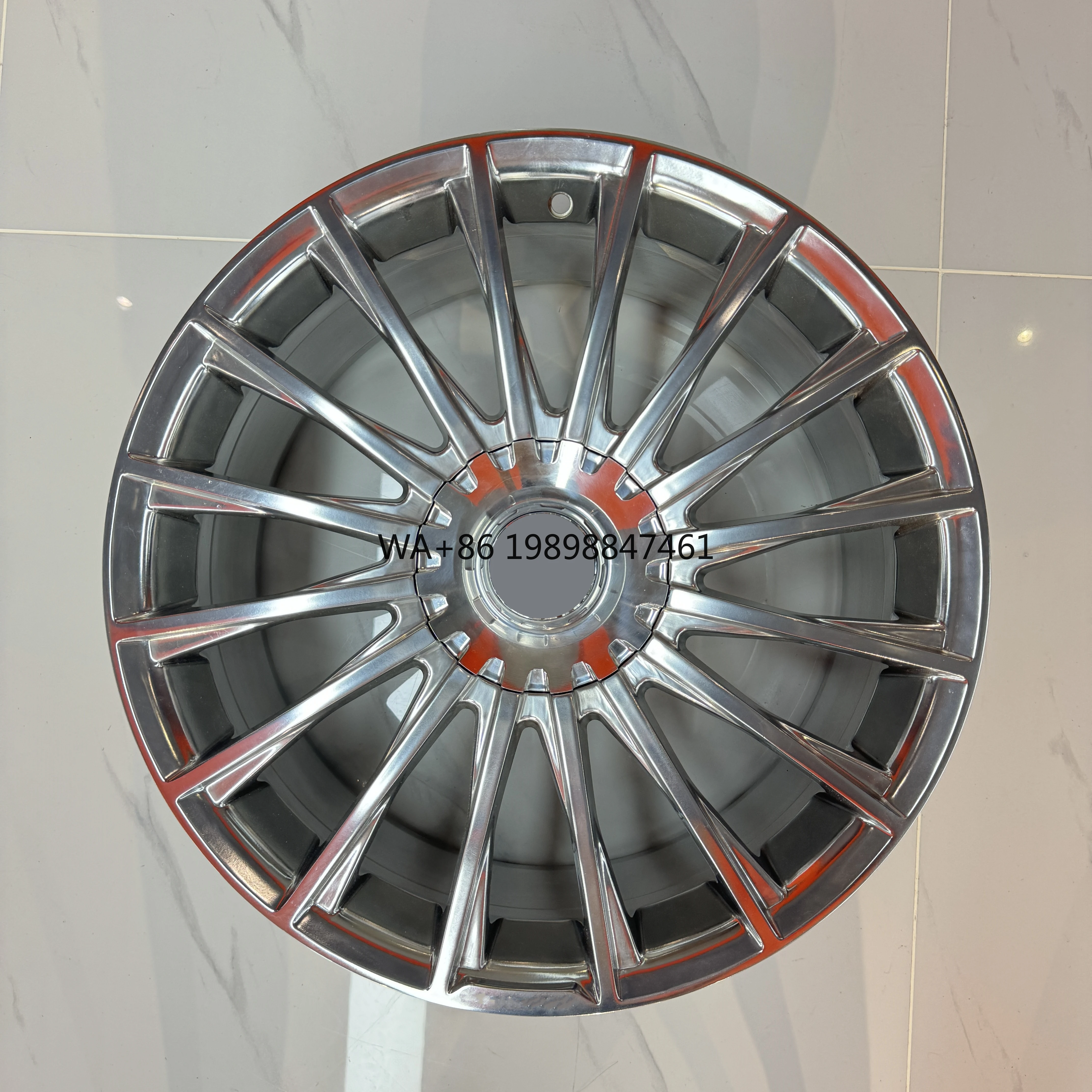 Новые кованые диски из алюминиевого сплава 5X112 с эффектом искры, гальванизированные, для легковых автомобилей
Новые кованые диски из алюминиевого сплава 5X112 с эффектом искры, гальванизированные, для легковых автомобилей